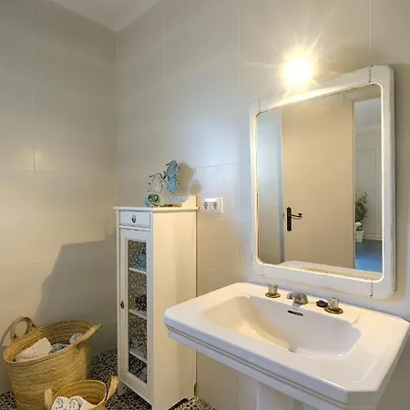 Penthouse Sa Riera * 베구르